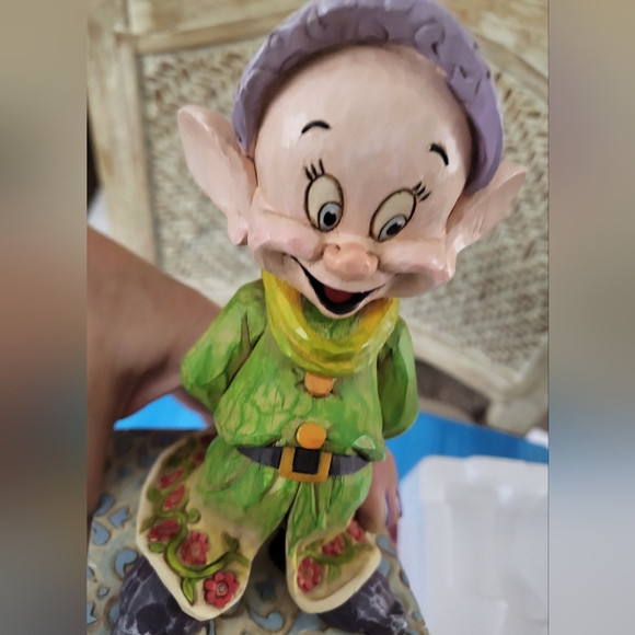 Jim Shore Dopey Disney Traditions Figurine "Simply Adorable" - Picture 4 of 9